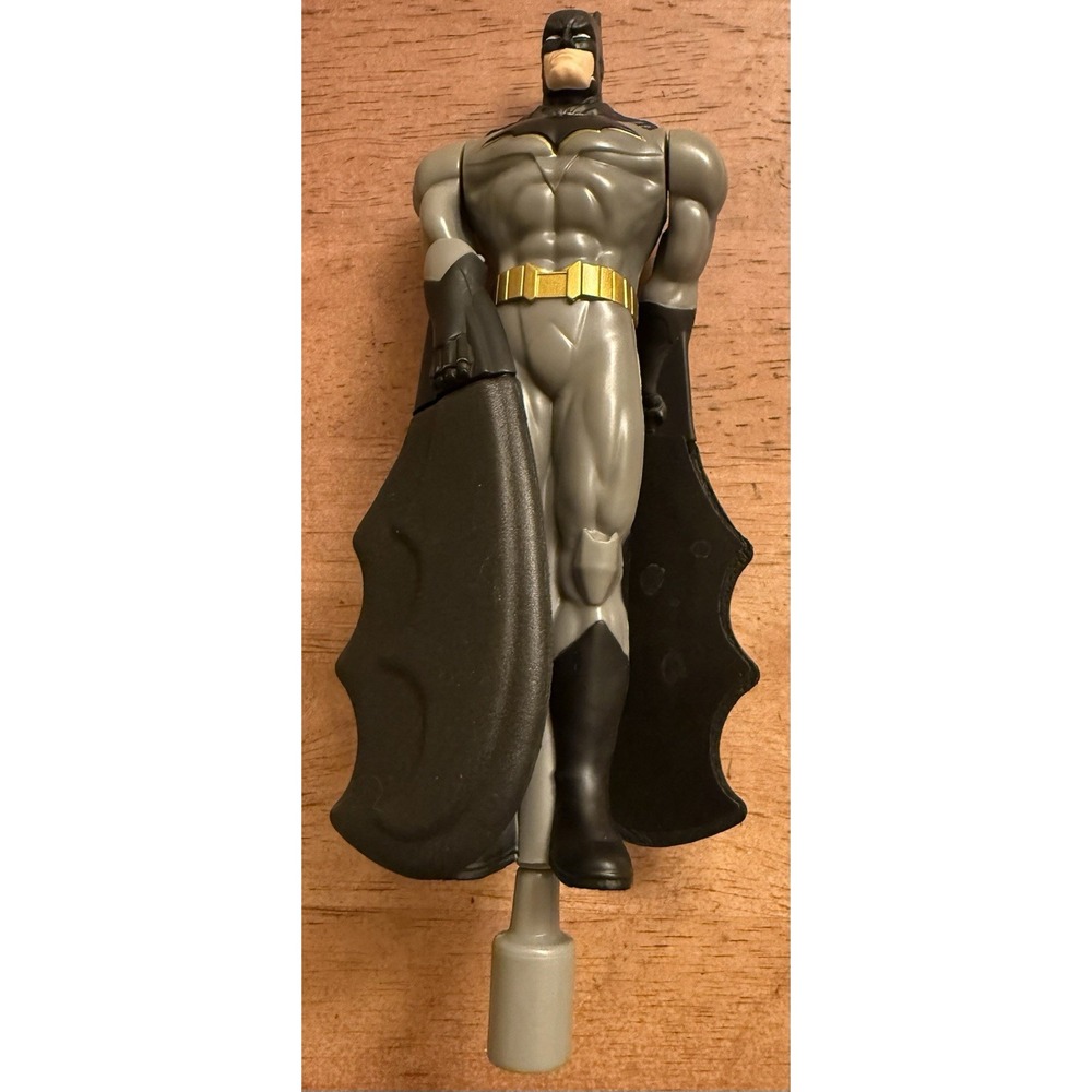 DC‎ Comics Flying Heroes Batman Grip It Rip It Action Figure Only